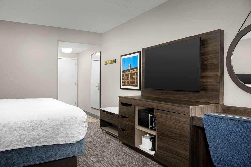 Hampton Inn Істон Номер фото